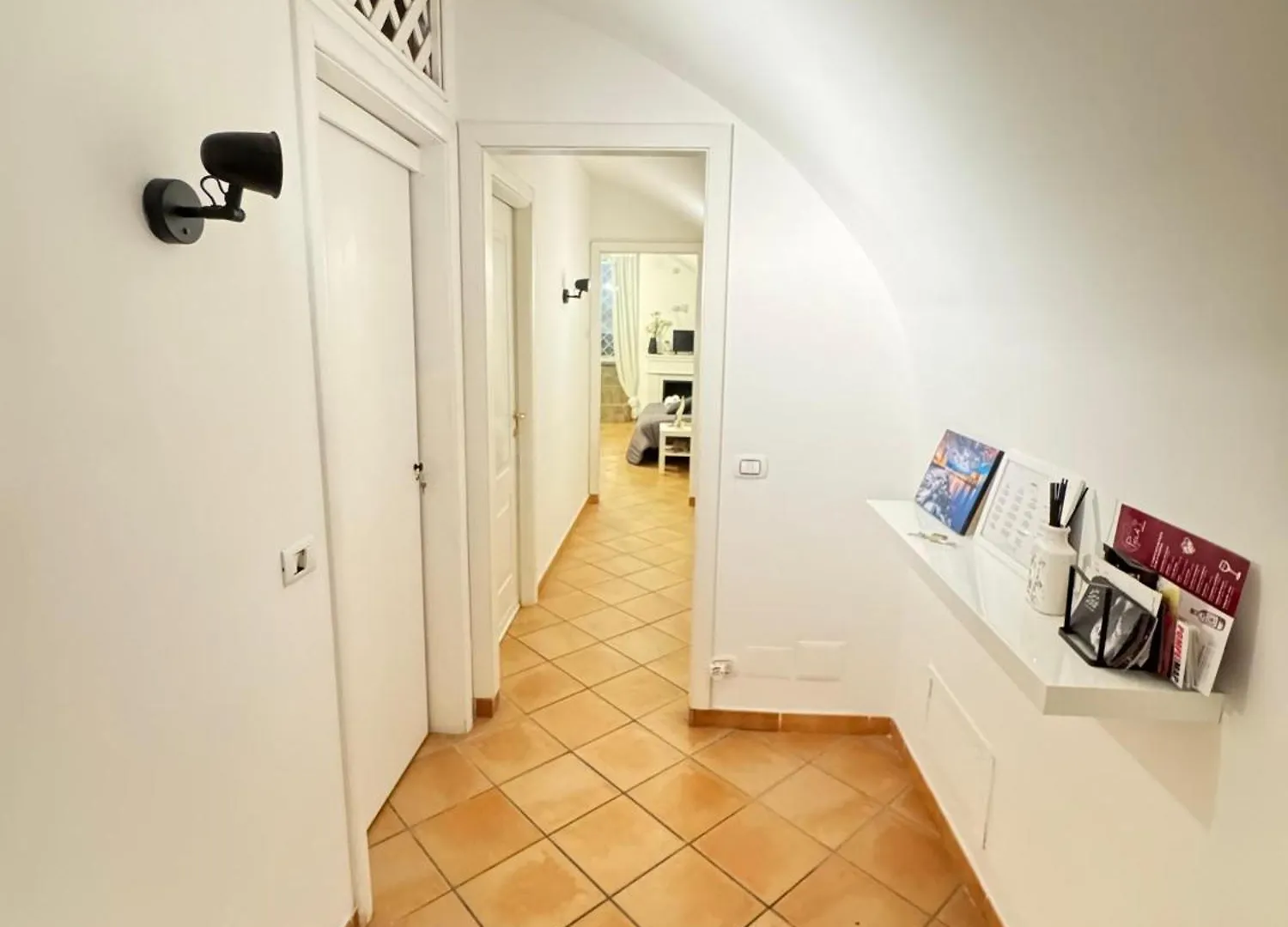 New Generation Chiaia Apartment Naples 0*,